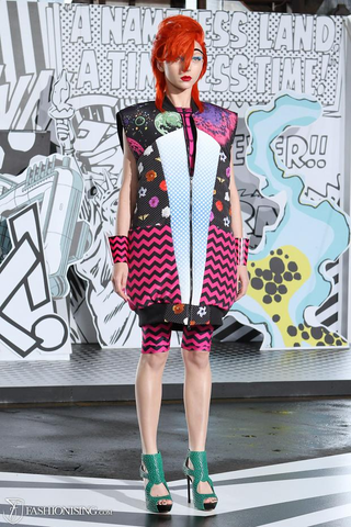 Illustration for article titled Marvel-inspired fashions bring the Avengers to the runway